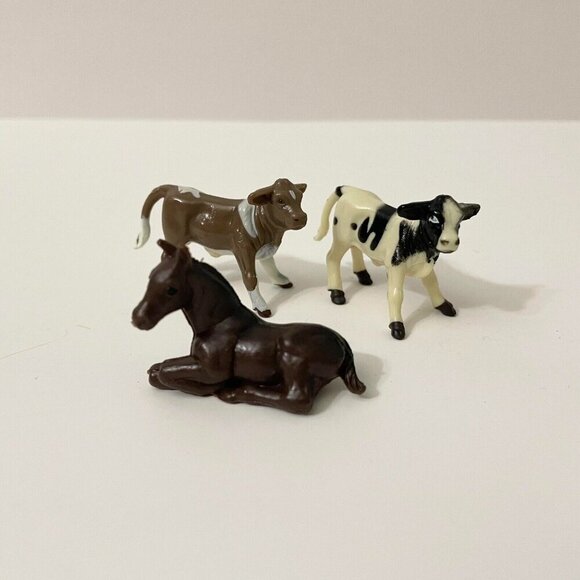 Lot of 3 ERTL Mini Animal Figures Cows and Horse - Picture 1 of 16